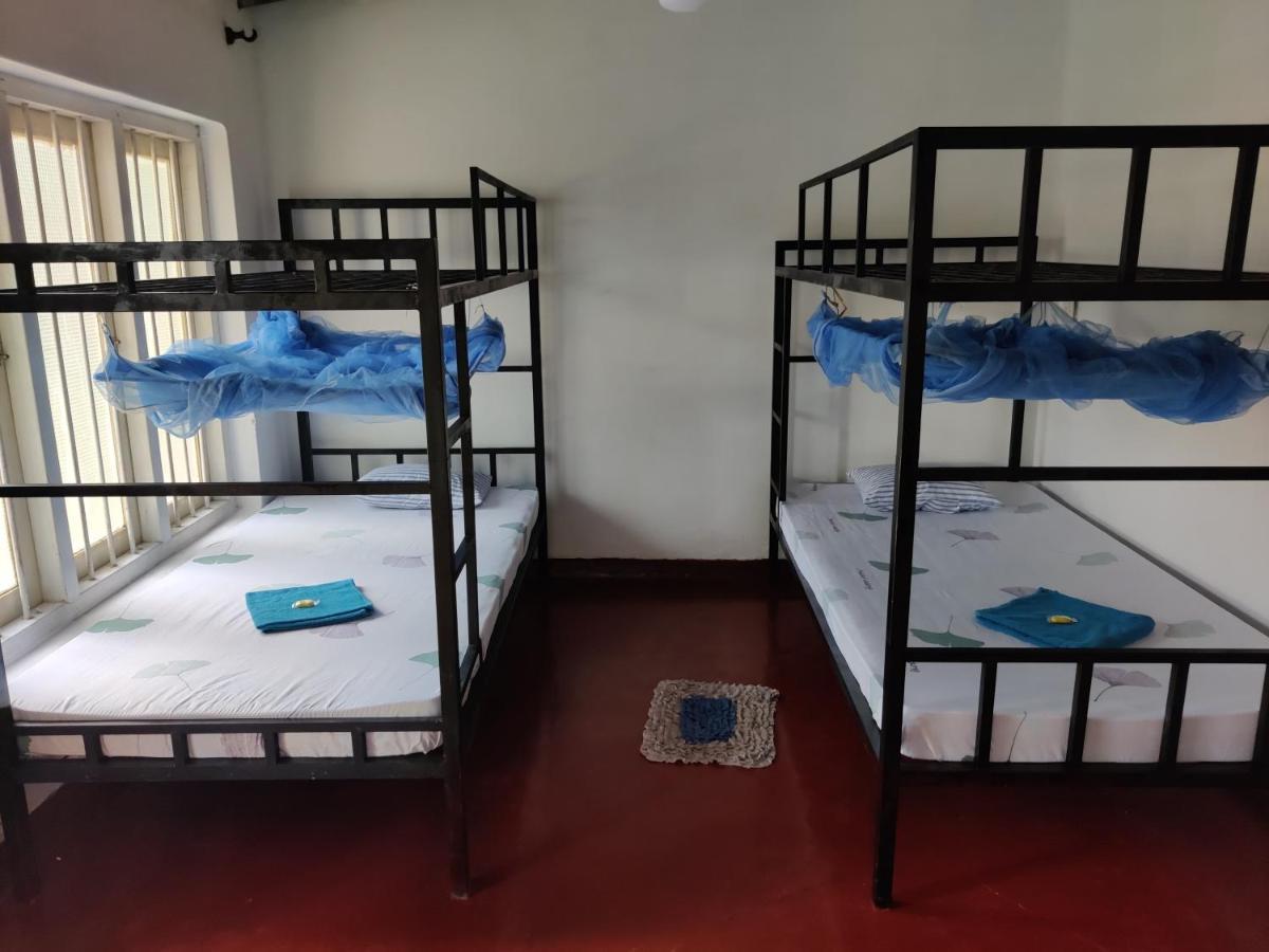 Catch The Ella Train Hostel Канді Екстер'єр фото